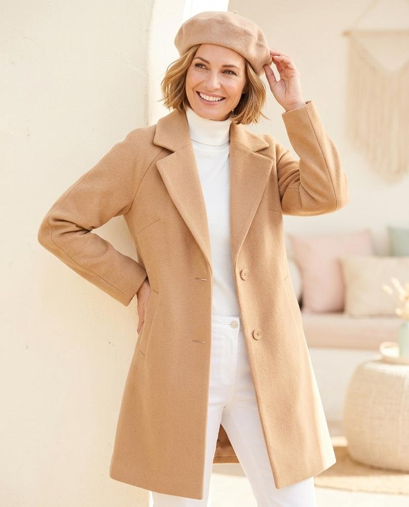 Her Curve Wardrobe - Rivan | Double-Breasted Wool Coat in Beige